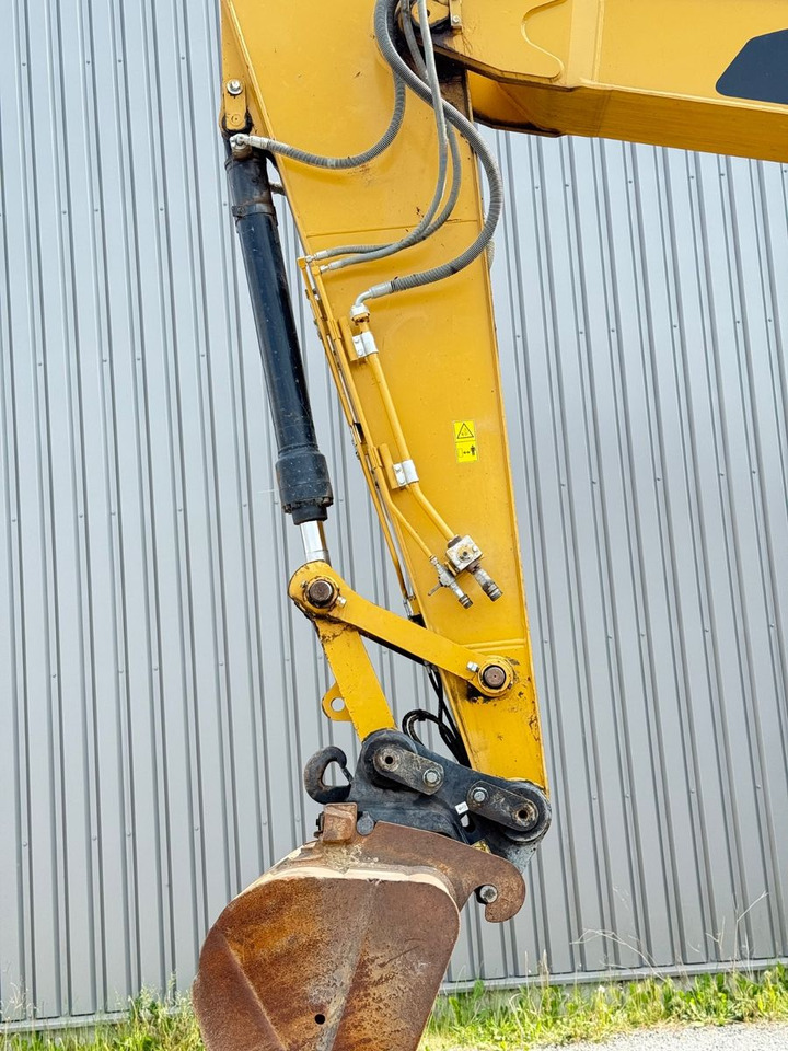 CAT 326FL - Ερπυστριοφόρος εκσκαφέας: φωτογραφία 5 CAT 326FL - Ερπυστριοφόρος εκσκαφέας: φωτογραφία 5