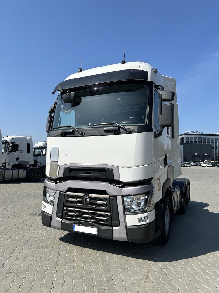 Renault T520 - Τράκτορας: φωτογραφία 2 Renault T520 - Τράκτορας: φωτογραφία 2