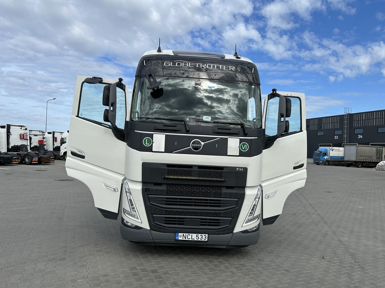 VOLVO FH D13 - Τράκτορας: φωτογραφία 4 VOLVO FH D13 - Τράκτορας: φωτογραφία 4