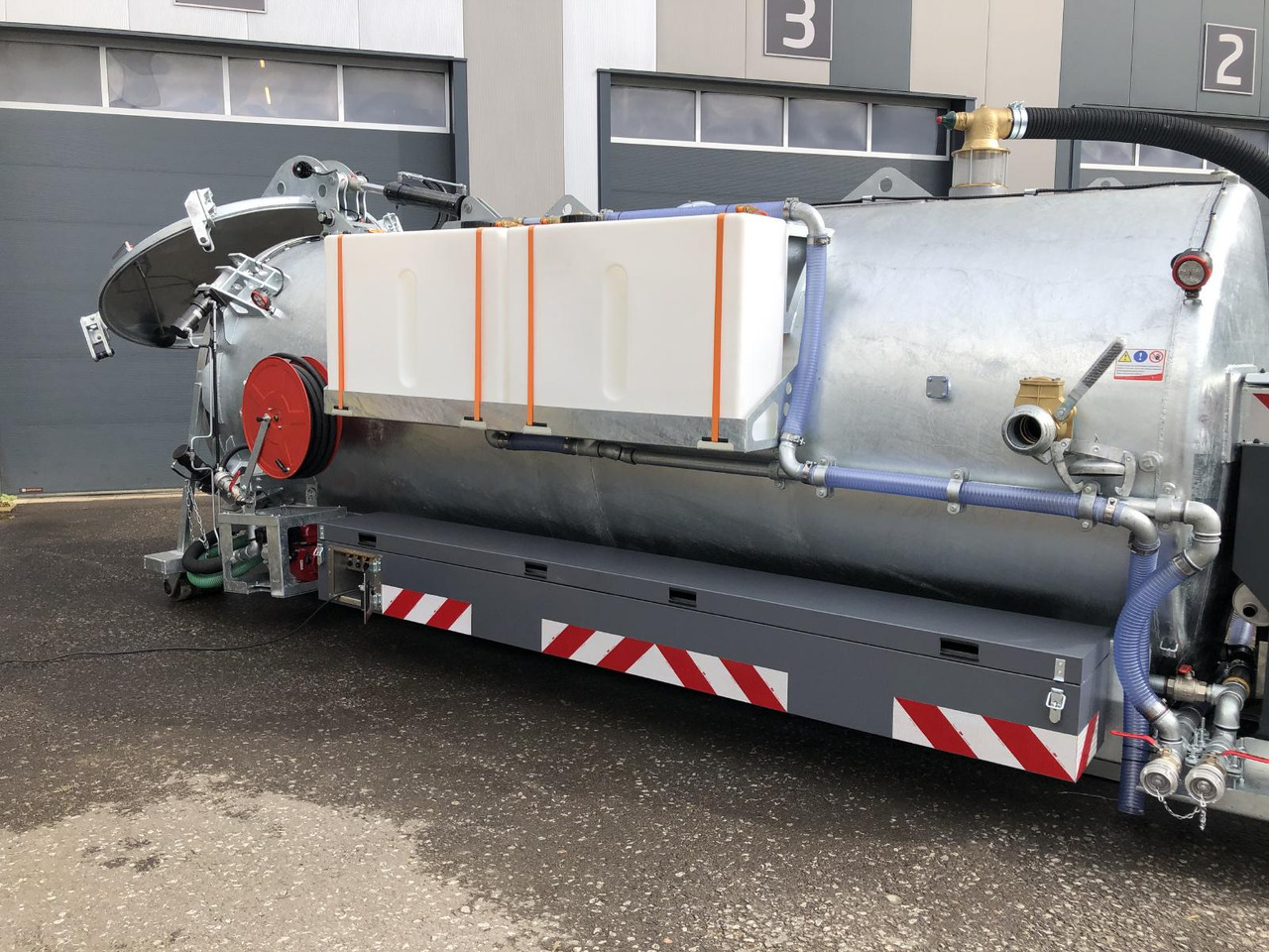 Abrollcontainer 10m³ Feuerwehr Wassertank - Κοντέινερ τύπου γάντζου: φωτογραφία 4 Abrollcontainer 10m³ Feuerwehr Wassertank - Κοντέινερ τύπου γάντζου: φωτογραφία 4