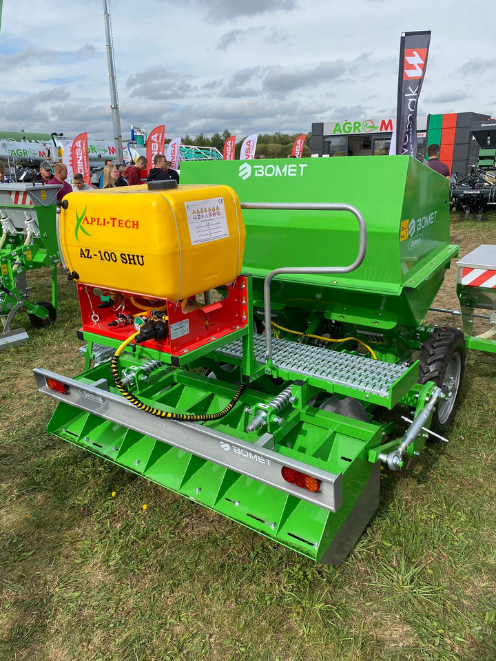 Bomet Kartoffelpflanzmaschine / Potato planter / Planteuse de pomme de terre / Piantapatate / Sadzarka ziemniaków - Πατατοφυτευτής: φωτογραφία 2 Bomet Kartoffelpflanzmaschine / Potato planter / Planteuse de pomme de terre / Piantapatate / Sadzarka ziemniaków - Πατατοφυτευτής: φωτογραφία 2