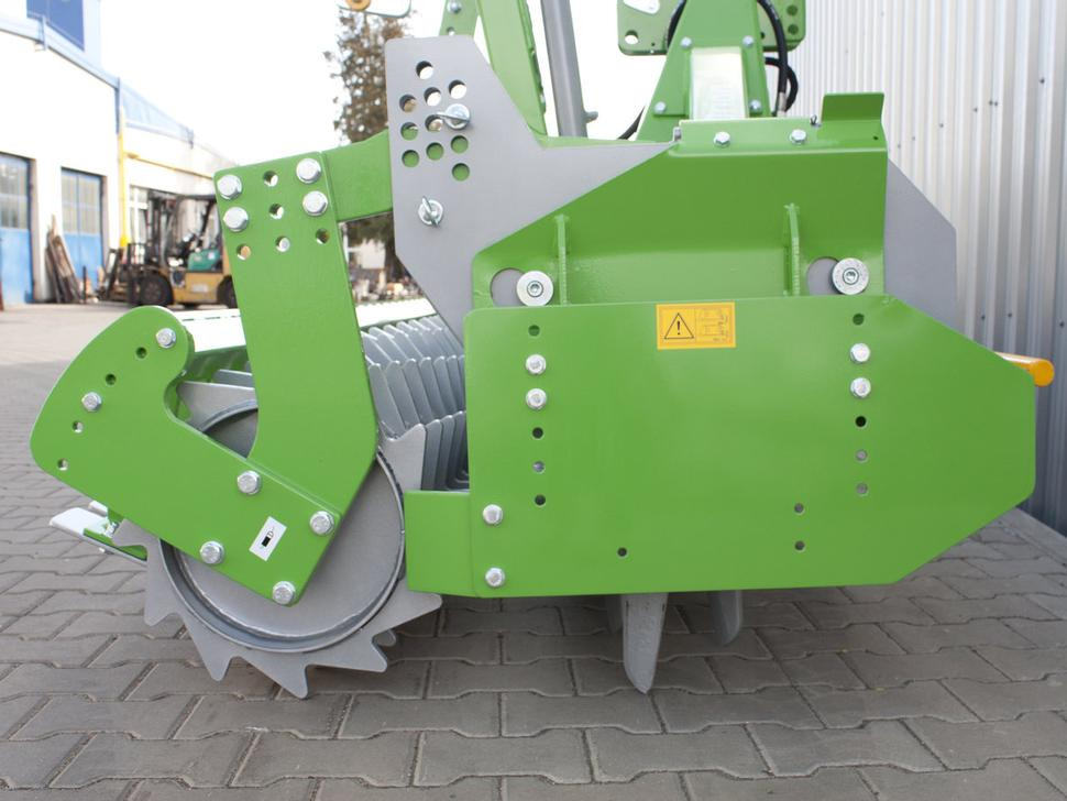 Bomet Kreiselegge / Power harrow / Herse rotative / Erpice rotante / Grada rotativa / Brona wirnikowa 3 m - Σβολοκόπτης: φωτογραφία 3 Bomet Kreiselegge / Power harrow / Herse rotative / Erpice rotante / Grada rotativa / Brona wirnikowa 3 m - Σβολοκόπτης: φωτογραφία 3