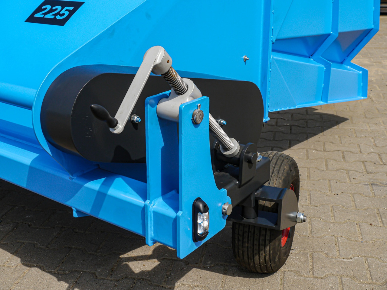 Dozamech Zettwender / Tedder / Aérofaneur / Voltafieno e ranghinatore / Rastrillo henificador / Сеноворошилка и грабли / Przetrząsarko-zgrabiarka 2,28 m - Σανού και κτηνοτροφικά μηχανήματα: φωτογραφία 4 Dozamech Zettwender / Tedder / Aérofaneur / Voltafieno e ranghinatore / Rastrillo henificador / Сеноворошилка и грабли / Przetrząsarko-zgrabiarka 2,28 m - Σανού και κτηνοτροφικά μηχανήματα: φωτογραφία 4