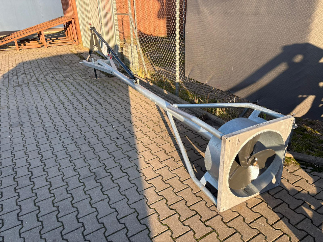 METAL-TECHNIK Güllemixer / Slurry agitator / Agitateur de lisier / Miscelatore / Смеситель жидкого удобрения / Mieszadło do gnojowicy 5,4 m - Μηχανηματα λιπάσματα: φωτογραφία 1 METAL-TECHNIK Güllemixer / Slurry agitator / Agitateur de lisier / Miscelatore / Смеситель жидкого удобрения / Mieszadło do gnojowicy 5,4 m - Μηχανηματα λιπάσματα: φωτογραφία 1