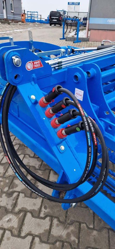 Namyslo Saatbettbereitung / Seedbed cultivator / Combiné de préparation / Sembradora / Посевной агрегат / Agregat uprawowy 5 m - Καλλιεργητής: φωτογραφία 5 Namyslo Saatbettbereitung / Seedbed cultivator / Combiné de préparation / Sembradora / Посевной агрегат / Agregat uprawowy 5 m - Καλλιεργητής: φωτογραφία 5