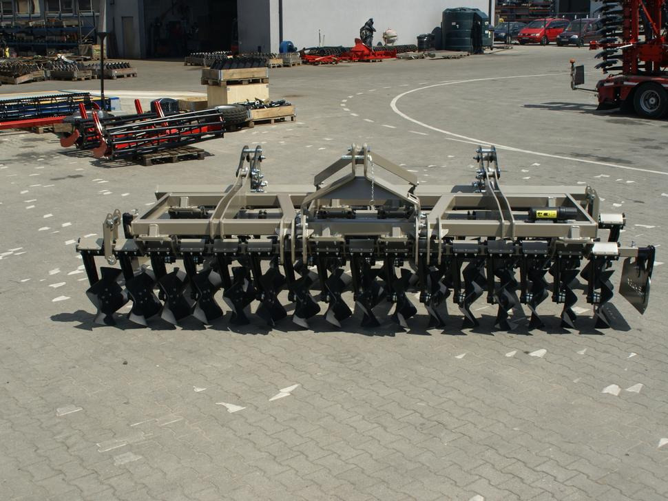 ROLEX Scheibenegge / Cross-Cutter harrow / Dechaumeur cross-cutter / Cross Cutter erpice / Борона с поперечным катком жёсткий/ Brona cross cutter sztywna 4 m - Δισκοσβάρνα: φωτογραφία 4 ROLEX Scheibenegge / Cross-Cutter harrow / Dechaumeur cross-cutter / Cross Cutter erpice / Борона с поперечным катком жёсткий/ Brona cross cutter sztywna 4 m - Δισκοσβάρνα: φωτογραφία 4