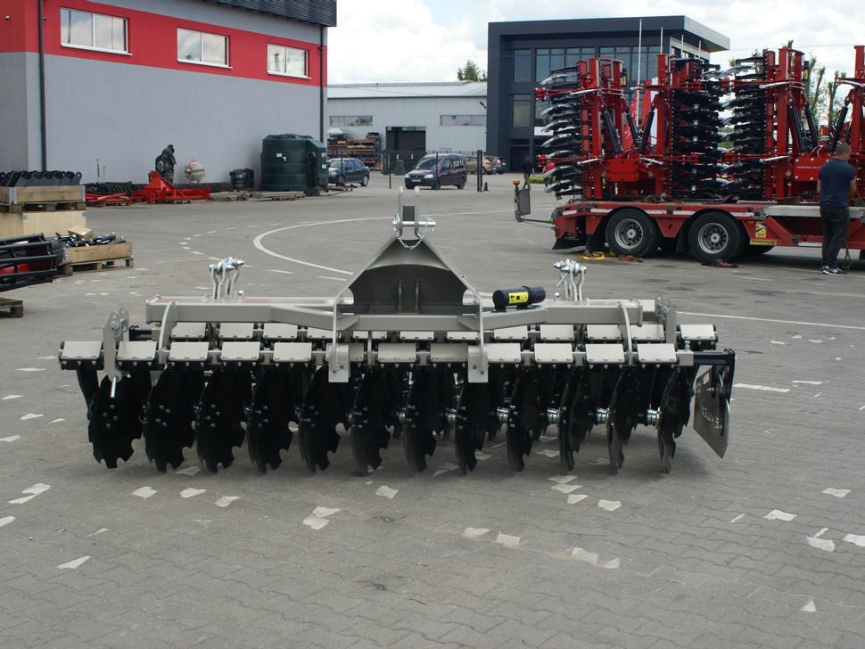 ROLEX Scheibenegge / Discs harrow / Dechaumeur à disques / Erpice a dischi / Cultivador de discos / Дисковая борона / Agregat talerzowy uprawowy 3 m - Δισκοσβάρνα: φωτογραφία 4 ROLEX Scheibenegge / Discs harrow / Dechaumeur à disques / Erpice a dischi / Cultivador de discos / Дисковая борона / Agregat talerzowy uprawowy 3 m - Δισκοσβάρνα: φωτογραφία 4