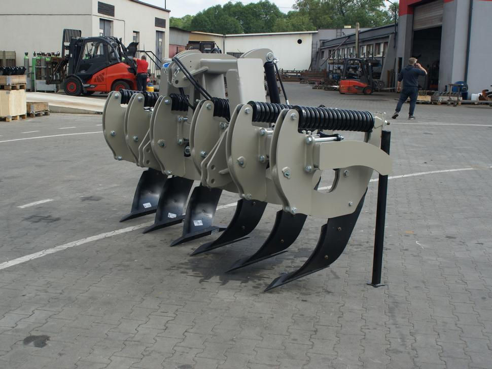 ROLEX Tiefenlockerer / Subsoiler / Décompacteur / Dissodatori / Subsolador / Глубокорыхлитель / Głębosz 3 m - Ρίπερ: φωτογραφία 2 ROLEX Tiefenlockerer / Subsoiler / Décompacteur / Dissodatori / Subsolador / Глубокорыхлитель / Głębosz 3 m - Ρίπερ: φωτογραφία 2