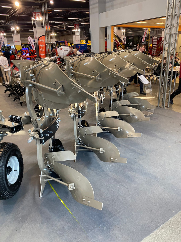 Καινούριο Άροτρο ROLEX Volldrehpflug / Rotary plough / Charrue réversible / Aratro reversibile / Оборотный плуг / Pług obrotowy 3+1: φωτογραφία 9