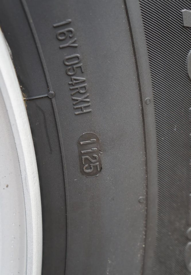 Τράκτορας Volvo FH 4 EURO 6 GLOBETROTTER NISKI PRZEBIEG PEŁEN SERWIS: φωτογραφία 14