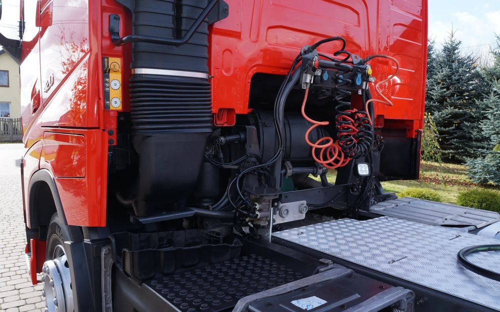 Volvo FH 4 EURO 6 GLOBETROTTER NISKI PRZEBIEG ZŁOTY KONTRAKT - Τράκτορας: φωτογραφία 5 Volvo FH 4 EURO 6 GLOBETROTTER NISKI PRZEBIEG ZŁOTY KONTRAKT - Τράκτορας: φωτογραφία 5