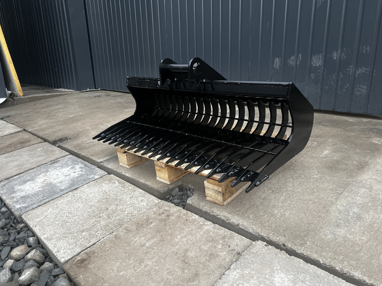 Łyżka skarpowa ażurowa, grabie 120cm 2,6-3,5t - Κουβάς για εκσκαφέα για Κουβάς για εκσκαφέα: φωτογραφία 2 Łyżka skarpowa ażurowa, grabie 120cm 2,6-3,5t - Κουβάς για εκσκαφέα για Κουβάς για εκσκαφέα: φωτογραφία 2