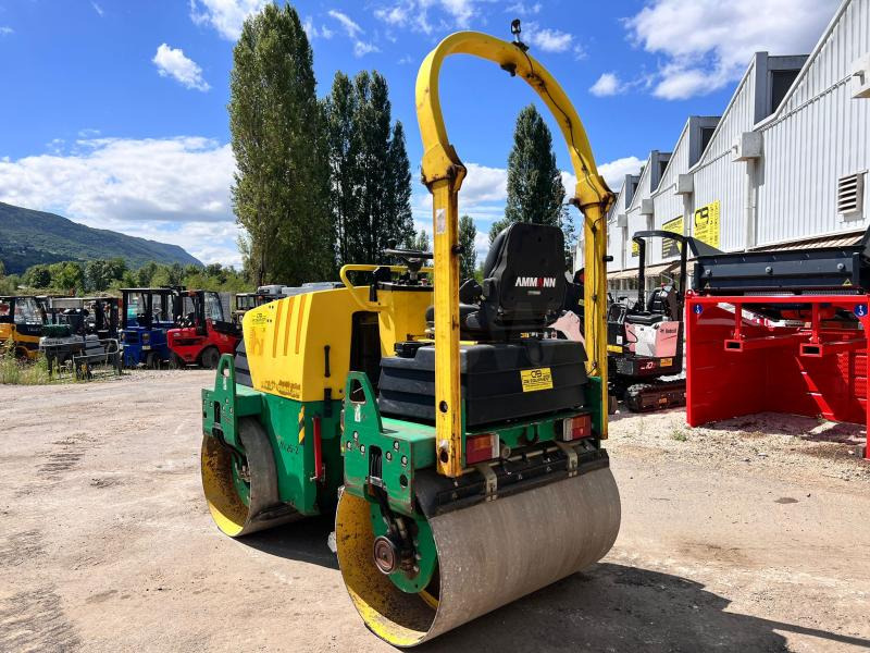 Ammann COMPACTEUR AV26-2 ROULEAU TANDEM VIBRANT ARTICULÉ - Μικρος ασφαλτικός οδοστρωτήρας: φωτογραφία 5 Ammann COMPACTEUR AV26-2 ROULEAU TANDEM VIBRANT ARTICULÉ - Μικρος ασφαλτικός οδοστρωτήρας: φωτογραφία 5
