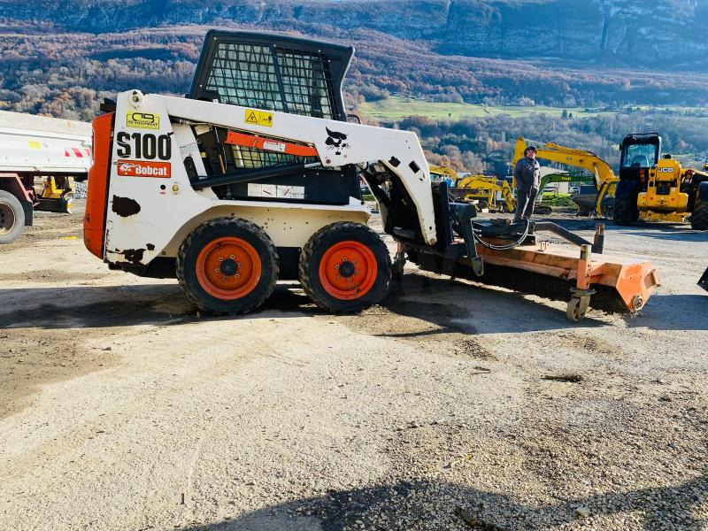 BOBCAT S100 mini chargeuse sur pneu (AVEC ACCESSOIRES) - Φορτωτής πλάγιας ολίσθησης: φωτογραφία 5 BOBCAT S100 mini chargeuse sur pneu (AVEC ACCESSOIRES) - Φορτωτής πλάγιας ολίσθησης: φωτογραφία 5