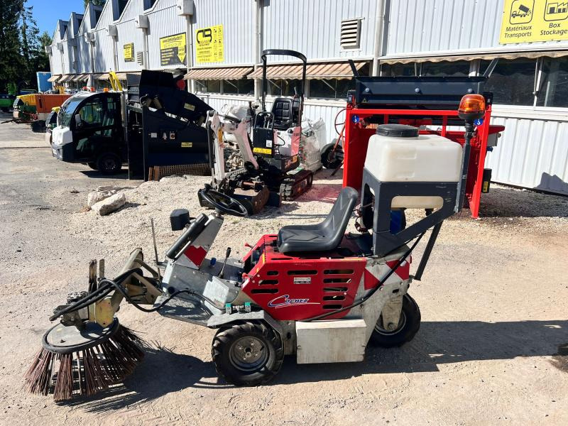 Cochet Balayeuse de désherbage automotrice Gecko (NET DE TVA) - Βιομηχανικό σάρωθρο: φωτογραφία 2 Cochet Balayeuse de désherbage automotrice Gecko (NET DE TVA) - Βιομηχανικό σάρωθρο: φωτογραφία 2