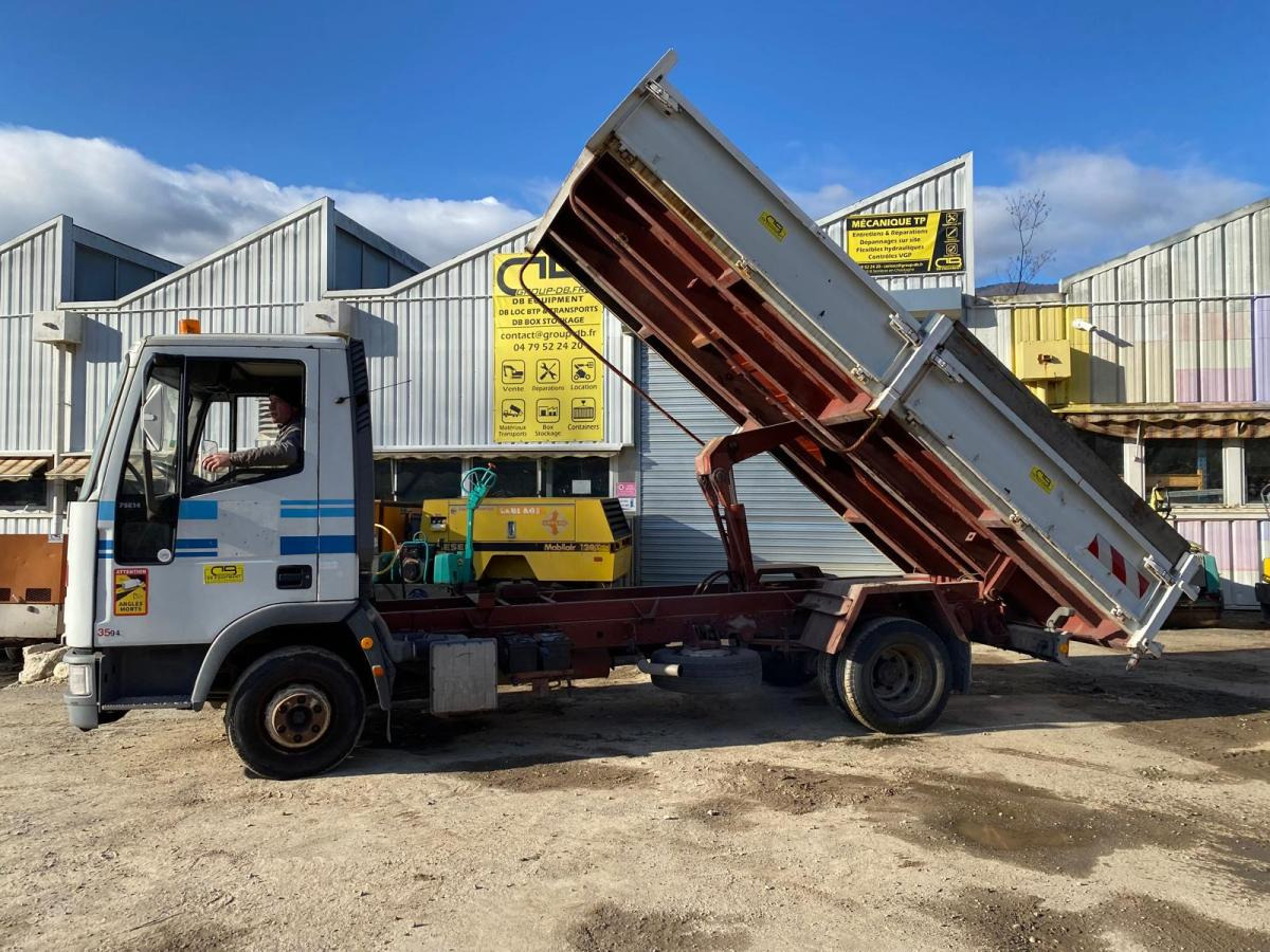 IVECO 75E14 CAMION BENNE 7,5T (NET DE TVA) - Φορτηγό ανατρεπόμενο: φωτογραφία 3 IVECO 75E14 CAMION BENNE 7,5T (NET DE TVA) - Φορτηγό ανατρεπόμενο: φωτογραφία 3