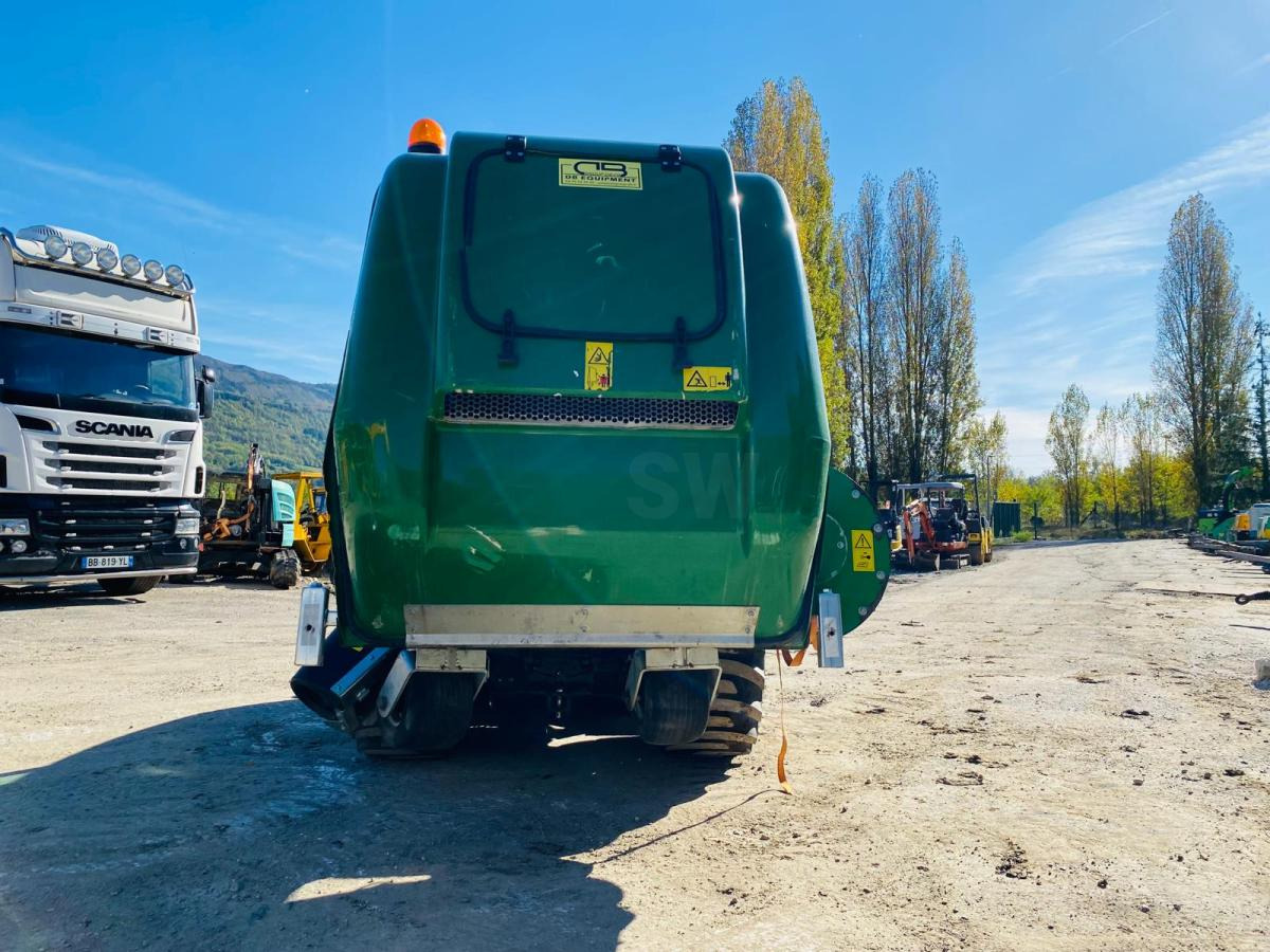 John Deere 2038R avec plateau de coupe et bas de ramassage - Μικρό τρακτέρ: φωτογραφία 4 John Deere 2038R avec plateau de coupe et bas de ramassage - Μικρό τρακτέρ: φωτογραφία 4