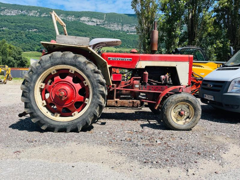MAC CORMICK Tracteur agricole Rouge 634 - Τρακτέρ: φωτογραφία 2 MAC CORMICK Tracteur agricole Rouge 634 - Τρακτέρ: φωτογραφία 2