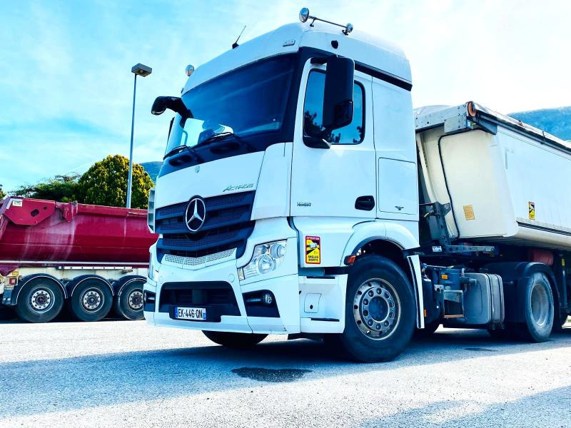 MERCEDES Tracteur routier ACTROS 1851 4X2 avec KIT HYDRAULIQUE - Τράκτορας: φωτογραφία 1 MERCEDES Tracteur routier ACTROS 1851 4X2 avec KIT HYDRAULIQUE - Τράκτορας: φωτογραφία 1