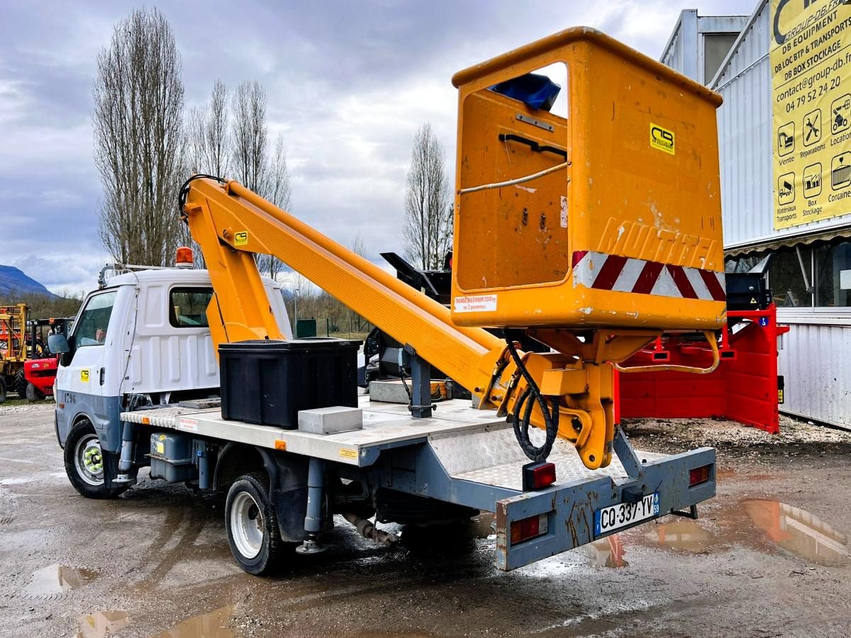 Mazda Bongo Fourgon Nacelle 14,5m - Πλατφόρμα εναέρια, Ελαφρύ επαγγελματικό: φωτογραφία 3 Mazda Bongo Fourgon Nacelle 14,5m - Πλατφόρμα εναέρια, Ελαφρύ επαγγελματικό: φωτογραφία 3