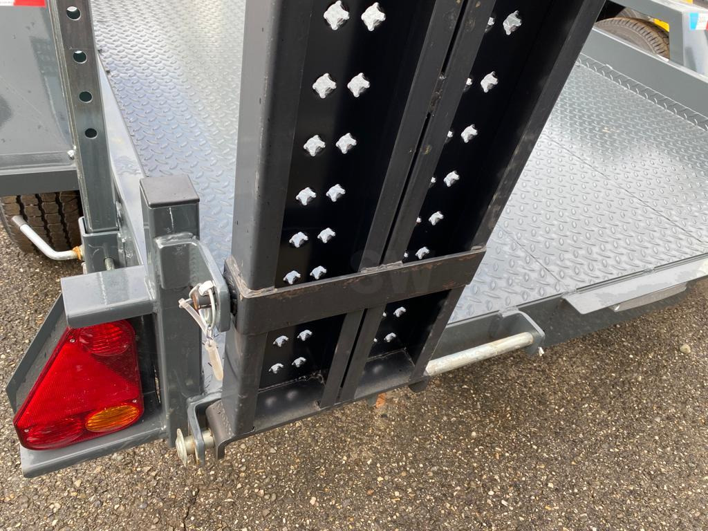 Καινούριο Τρέιλερ μεταφοράς μηχανημάτων Moiroud TR3500 3 ESSIEUX 3T5 NEUVE MOIROUD NOIRE LARGE: φωτογραφία 6 Καινούριο Τρέιλερ μεταφοράς μηχανημάτων Moiroud TR3500 3 ESSIEUX 3T5 NEUVE MOIROUD NOIRE LARGE: φωτογραφία 6