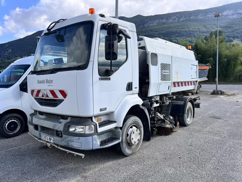 RENAULT Camion balayeur SCARAB MAJOR - Σάρωθρο δρόμων: φωτογραφία 1 RENAULT Camion balayeur SCARAB MAJOR - Σάρωθρο δρόμων: φωτογραφία 1