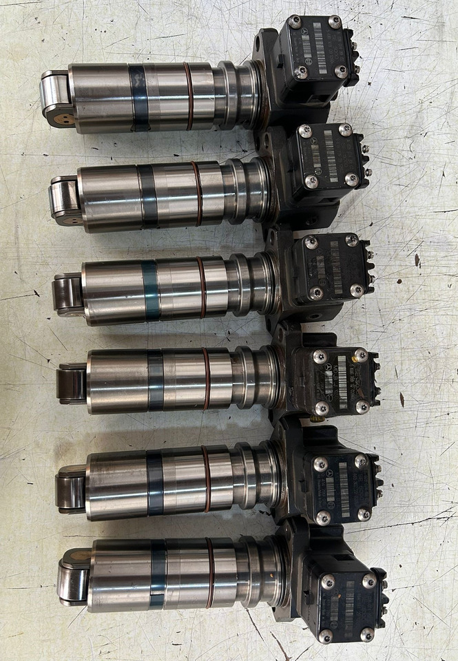 BOSCH A0280748902-FUEL INJECTION PUMP-USED-LIKE NEW - Κινητήρας και ανταλλακτικά για Φορτηγό: φωτογραφία 1 BOSCH A0280748902-FUEL INJECTION PUMP-USED-LIKE NEW - Κινητήρας και ανταλλακτικά για Φορτηγό: φωτογραφία 1