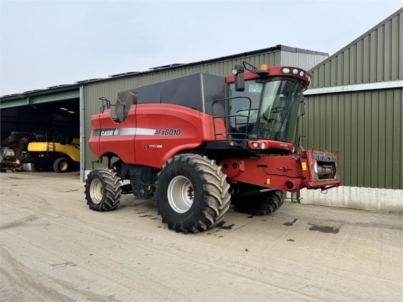 Case Axial Flow AFX 8010 c/w 30ft Header - Εξαρτηματα - Θεριζοαλωνιστική μηχανή: φωτογραφία 1 Case Axial Flow AFX 8010 c/w 30ft Header - Εξαρτηματα - Θεριζοαλωνιστική μηχανή: φωτογραφία 1