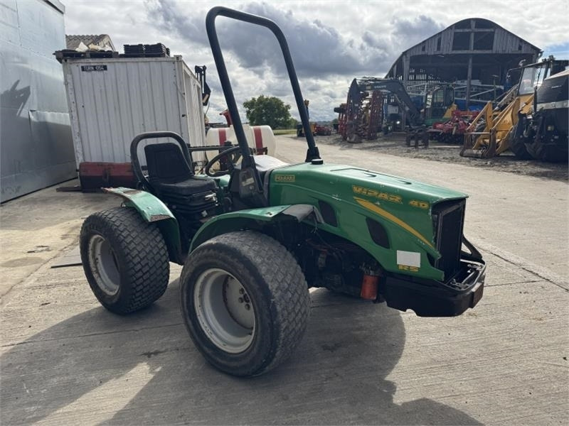 Ferrari Vipar 40 Compact Tractor - Τρακτέρ: φωτογραφία 3 Ferrari Vipar 40 Compact Tractor - Τρακτέρ: φωτογραφία 3