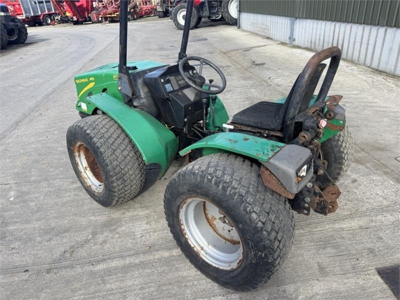 Ferrari Vipar 40 Compact Tractor - Τρακτέρ: φωτογραφία 2 Ferrari Vipar 40 Compact Tractor - Τρακτέρ: φωτογραφία 2