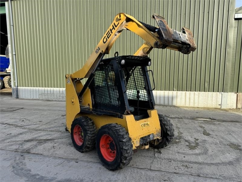 Gehl R165 Skid Steer - Φορτωτής πλάγιας ολίσθησης: φωτογραφία 5 Gehl R165 Skid Steer - Φορτωτής πλάγιας ολίσθησης: φωτογραφία 5