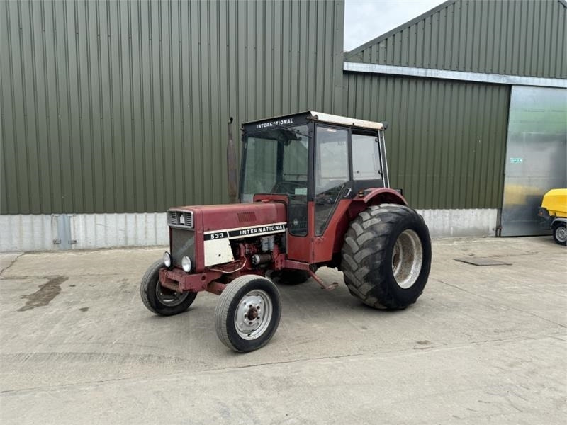 International 533 Tractor  - Τρακτέρ: φωτογραφία 1 International 533 Tractor  - Τρακτέρ: φωτογραφία 1