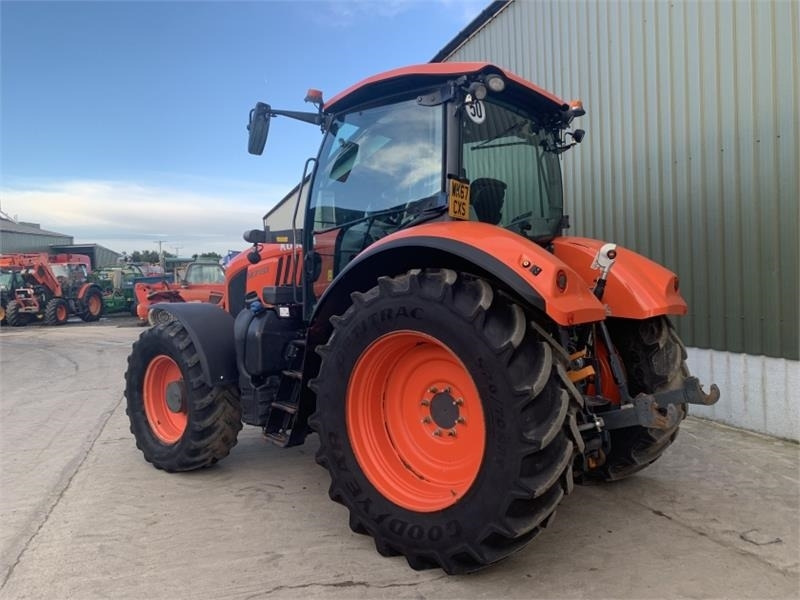 Kubota M7131 - Τρακτέρ: φωτογραφία 2 Kubota M7131 - Τρακτέρ: φωτογραφία 2