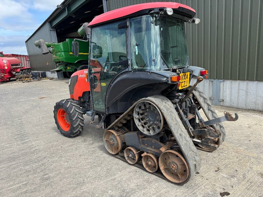 Kubota M8540 Narrow Half Track - Τρακτέρ: φωτογραφία 2 Kubota M8540 Narrow Half Track - Τρακτέρ: φωτογραφία 2