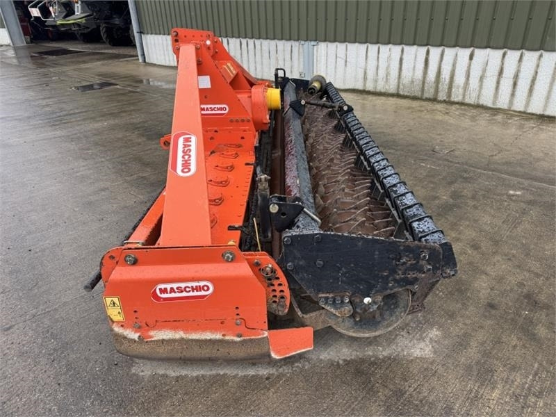Maschio 4m Powerharrow - Γεωργική φρέζα: φωτογραφία 2 Maschio 4m Powerharrow - Γεωργική φρέζα: φωτογραφία 2
