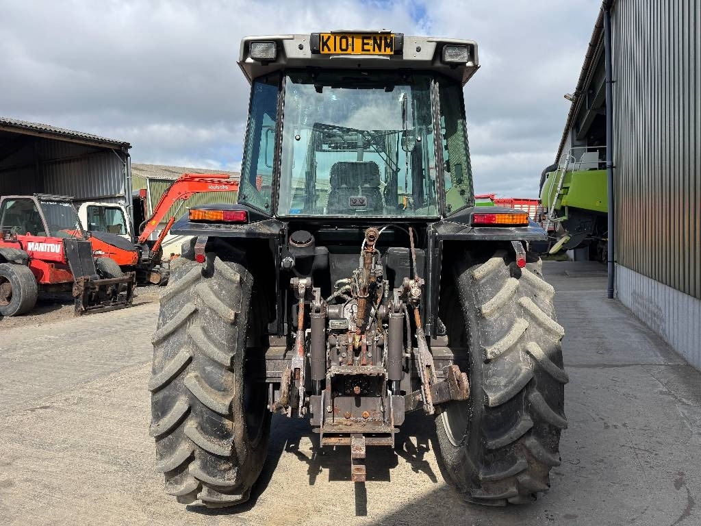 Massey Ferguson 3075 Dynashift - Τρακτέρ: φωτογραφία 3 Massey Ferguson 3075 Dynashift - Τρακτέρ: φωτογραφία 3