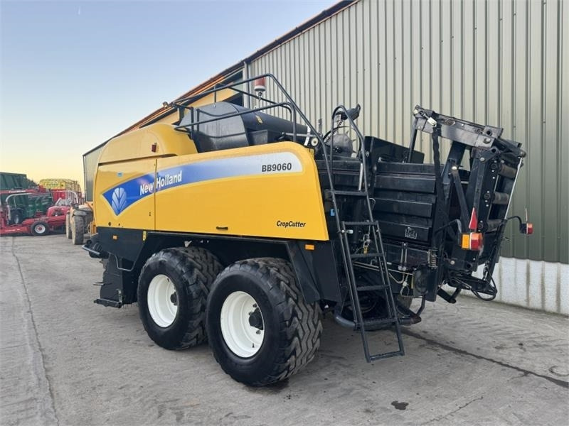 New Holland BB9060 Baler - Χορτοδετική μηχανή τετράγωνες μπάλες: φωτογραφία 2 New Holland BB9060 Baler - Χορτοδετική μηχανή τετράγωνες μπάλες: φωτογραφία 2