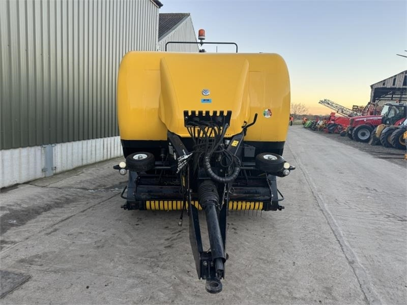 New Holland BB9060 Baler - Χορτοδετική μηχανή τετράγωνες μπάλες: φωτογραφία 5 New Holland BB9060 Baler - Χορτοδετική μηχανή τετράγωνες μπάλες: φωτογραφία 5