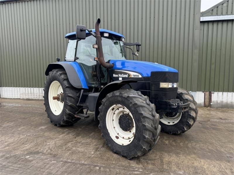 New Holland TM190 - Τρακτέρ: φωτογραφία 3 New Holland TM190 - Τρακτέρ: φωτογραφία 3