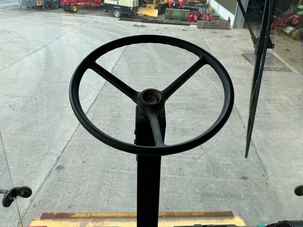 New Holland TX 36 - Θεριζοαλωνιστική μηχανή: φωτογραφία 4 New Holland TX 36 - Θεριζοαλωνιστική μηχανή: φωτογραφία 4