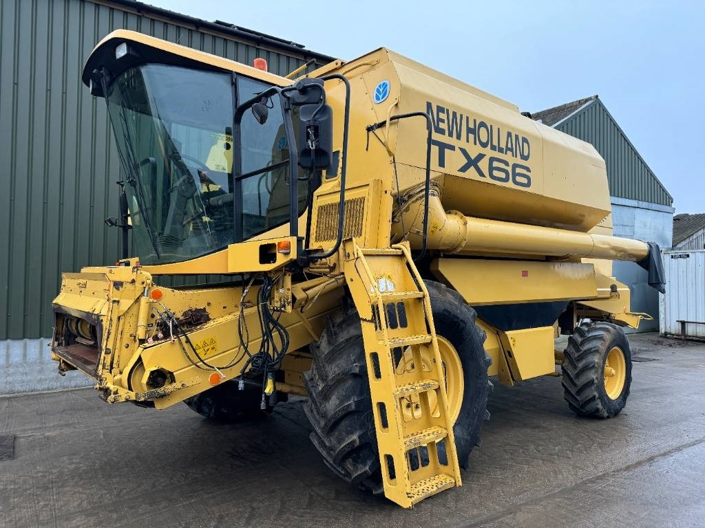 New Holland TX 66 - Θεριζοαλωνιστική μηχανή: φωτογραφία 4 New Holland TX 66 - Θεριζοαλωνιστική μηχανή: φωτογραφία 4