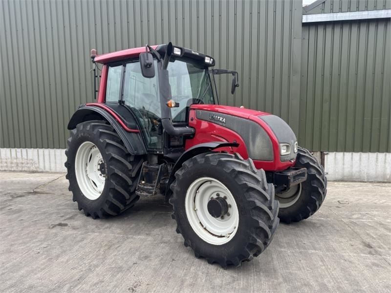 Valtra N121 Tractor - Τρακτέρ: φωτογραφία 3 Valtra N121 Tractor - Τρακτέρ: φωτογραφία 3
