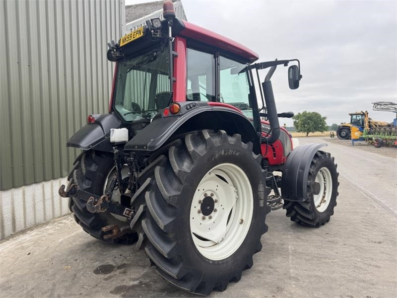 Valtra N121 Tractor - Τρακτέρ: φωτογραφία 4 Valtra N121 Tractor - Τρακτέρ: φωτογραφία 4