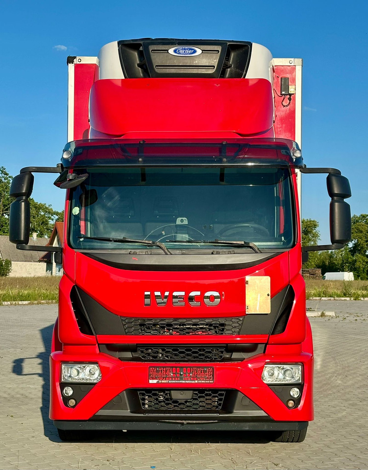 IVECO EUROCARGO 180-320 / CHŁODNIA / WINDA / 21 PALET / 8.5 M DŁUGOŚCI / CARRIER / SYPIALKA / EURO 6 - Φορτηγό ψυγείο: φωτογραφία 3 IVECO EUROCARGO 180-320 / CHŁODNIA / WINDA / 21 PALET / 8.5 M DŁUGOŚCI / CARRIER / SYPIALKA / EURO 6 - Φορτηγό ψυγείο: φωτογραφία 3