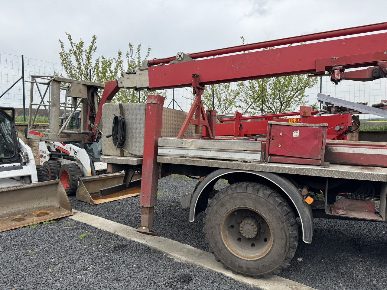 MAN 8-163 / 4X4 / PODNOŚNIK KOSZOWY / NISKI PRZEBIEG - Φορτηγό με γερανό: φωτογραφία 4 MAN 8-163 / 4X4 / PODNOŚNIK KOSZOWY / NISKI PRZEBIEG - Φορτηγό με γερανό: φωτογραφία 4