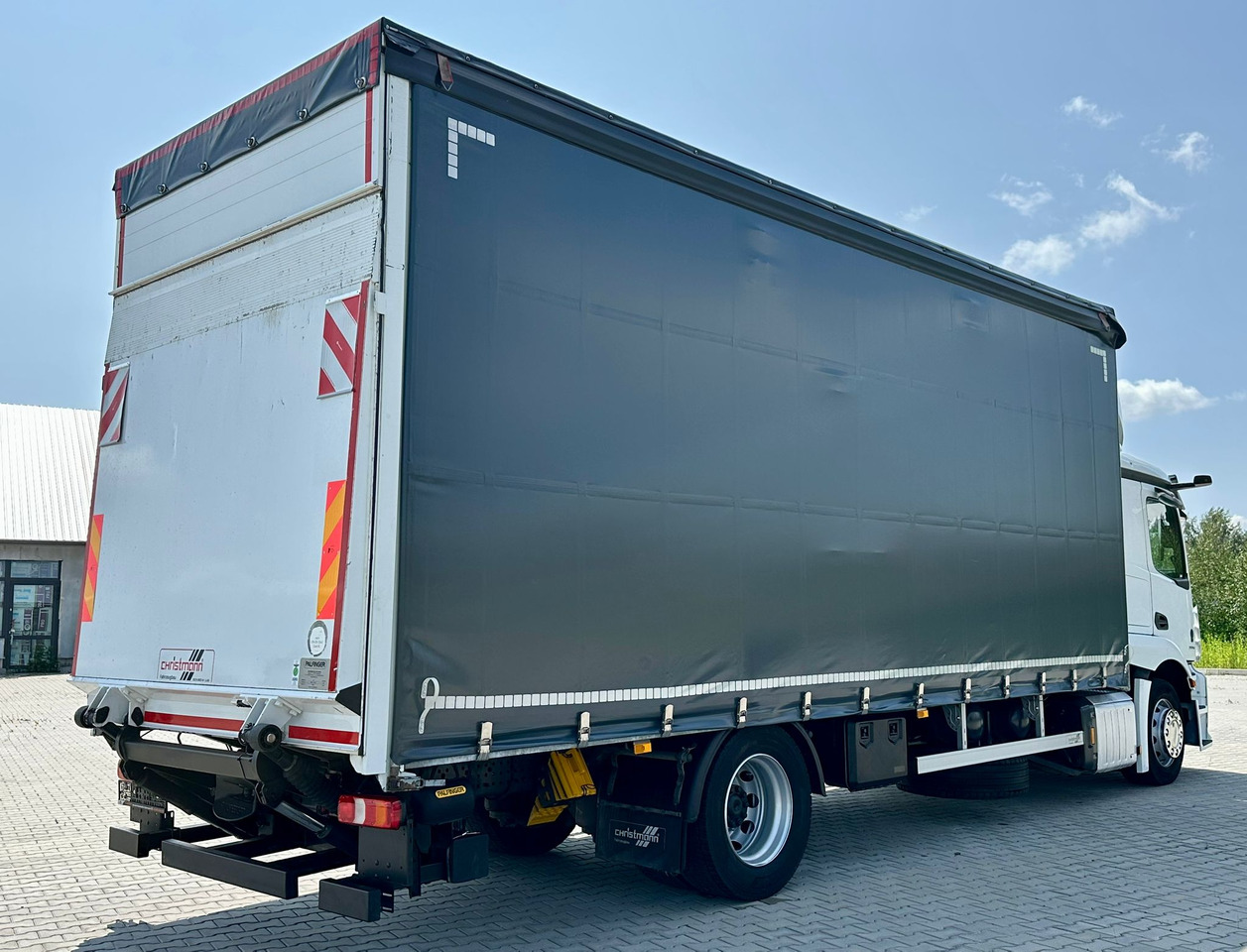 MERCEDES-BENZ ACTROS 1833 / FIRANKA / WINDA / 18 PALET / AUTOMAT / 310 TYS KM / DUŻY SILNIK / 2020 ROK / SYPIALKA - Φορτηγό μουσαμάς: φωτογραφία 3 MERCEDES-BENZ ACTROS 1833 / FIRANKA / WINDA / 18 PALET / AUTOMAT / 310 TYS KM / DUŻY SILNIK / 2020 ROK / SYPIALKA - Φορτηγό μουσαμάς: φωτογραφία 3