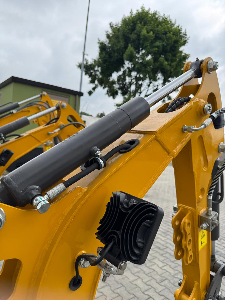 KUBOTA Diesel Mini excavator 1.2 Tons - Müller Machinery MB 12 - SH - Μίνι εκσκαφέας: φωτογραφία 5 KUBOTA Diesel Mini excavator 1.2 Tons - Müller Machinery MB 12 - SH - Μίνι εκσκαφέας: φωτογραφία 5