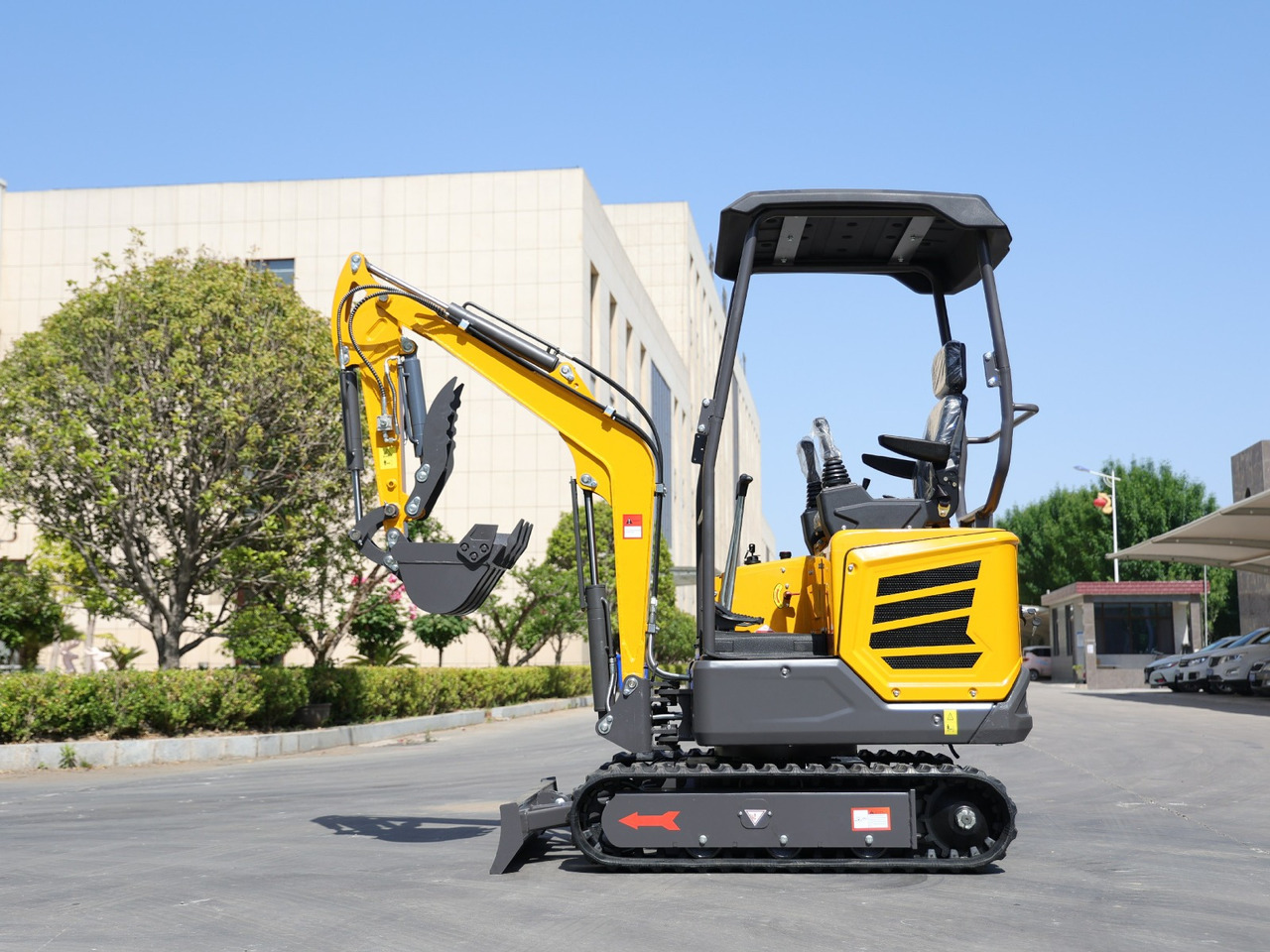 KUBOTA Diesel Mini excavator 1.8 Ton - Mini excavator MB 18 - SH - Μίνι εκσκαφέας: φωτογραφία 5 KUBOTA Diesel Mini excavator 1.8 Ton - Mini excavator MB 18 - SH - Μίνι εκσκαφέας: φωτογραφία 5