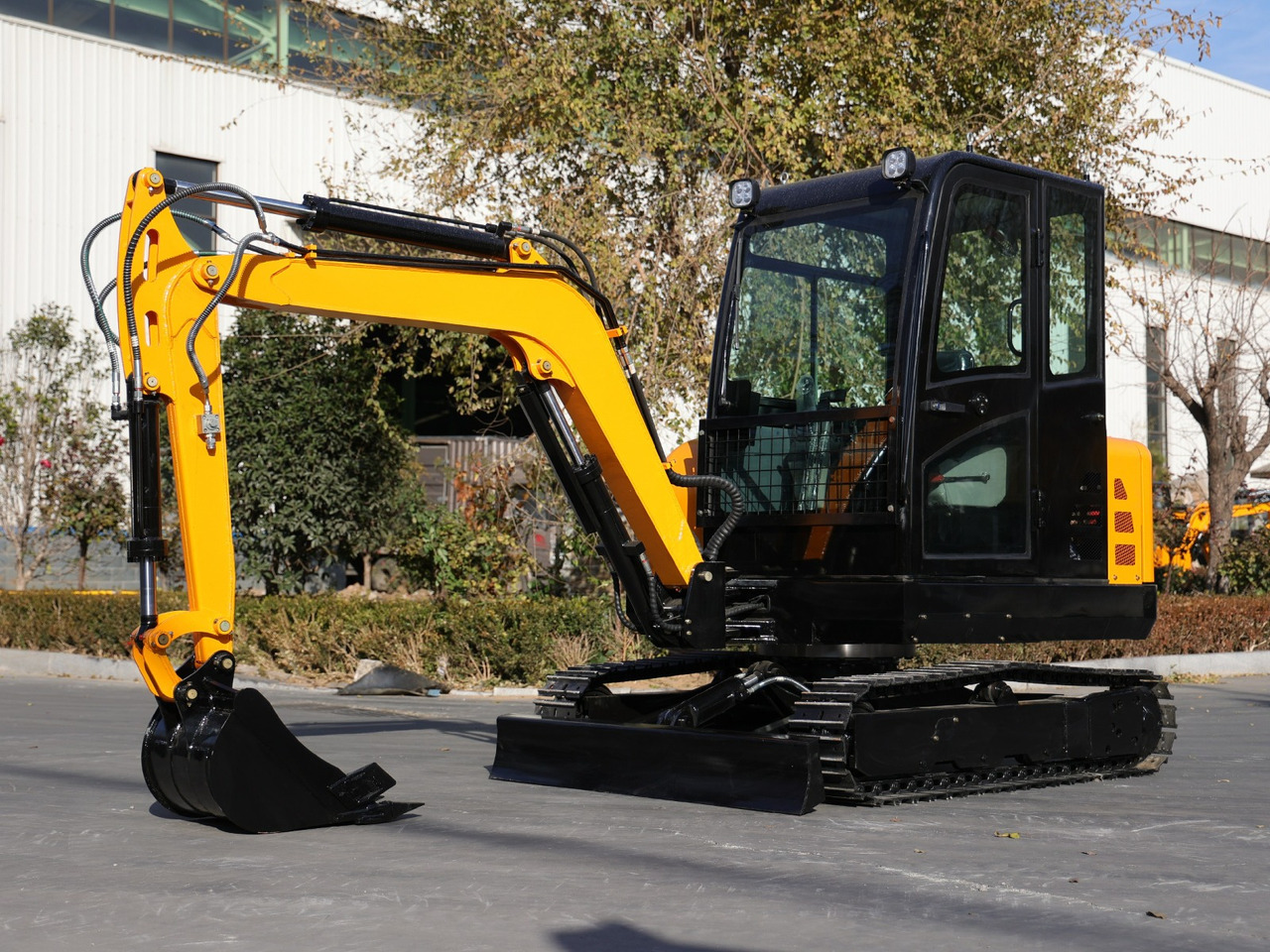 KUBOTA Diesel Mini excavator 3.5 Ton - Müller Machinery MB 35 - VKSH - Μίνι εκσκαφέας: φωτογραφία 1 KUBOTA Diesel Mini excavator 3.5 Ton - Müller Machinery MB 35 - VKSH - Μίνι εκσκαφέας: φωτογραφία 1