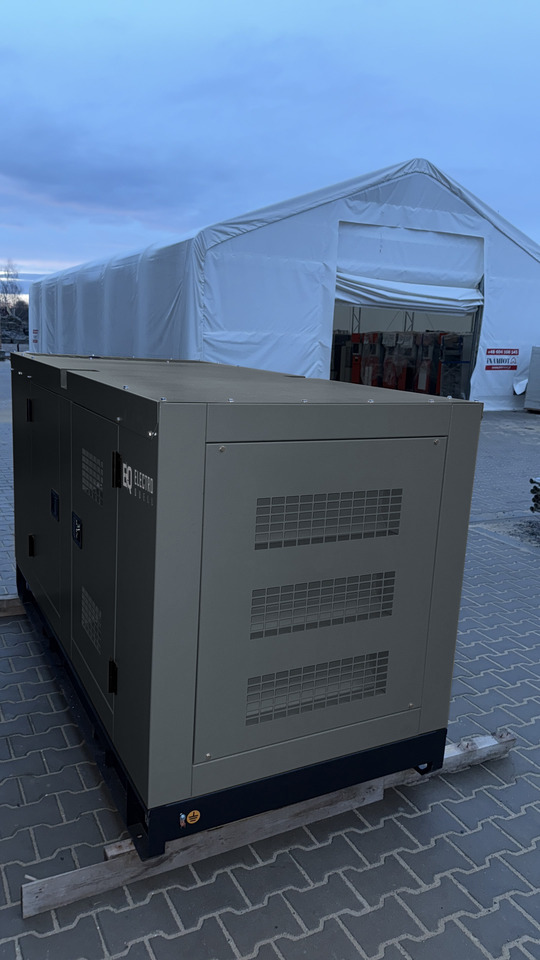 PERKINS 130 kVA / 108 kW - Βιομηχανική γεννήτρια: φωτογραφία 4 PERKINS 130 kVA / 108 kW - Βιομηχανική γεννήτρια: φωτογραφία 4
